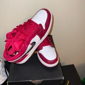 Jordan 1  low